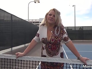 Blonde Mom Kinsley On The Tennis Cort